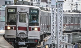 火车视频大全,穿梭时空的铁路之旅